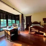 Spacious With Pool In Cabeanca 250 M² Villa *