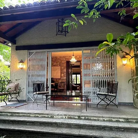 Spacious Villa With Pool In Cabeanca 250 M² Ourense