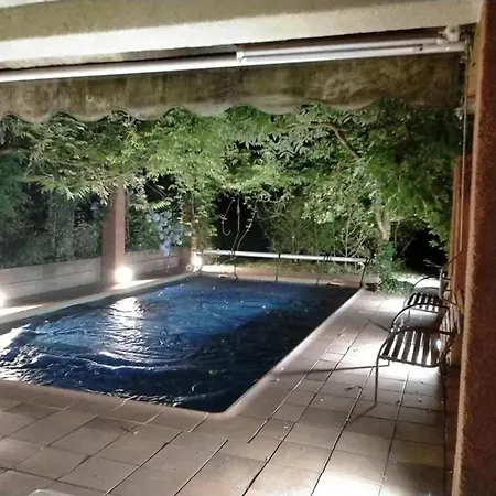 Nyaraló Spacious Villa With Pool In Cabeanca 250 M² Ourense