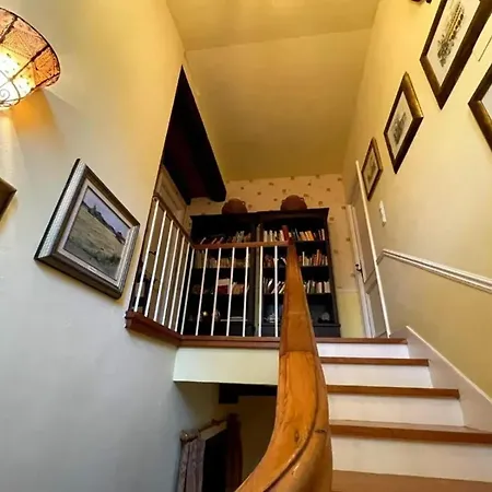 Nyaraló Spacious Villa With Pool In Cabeanca 250 M² Ourense