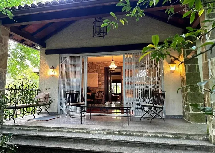 Spacious Villa With Pool In Cabeanca 250 M² Ourense