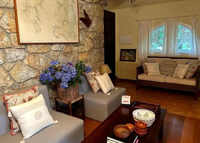 Spacious Villa With Pool In Cabeanca 250 M² Vila Ourense